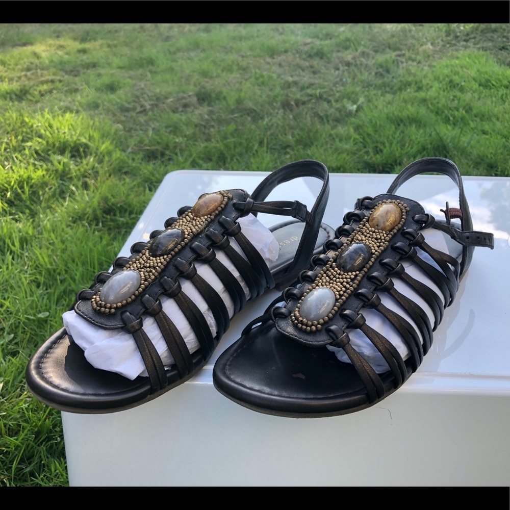 Black/bronze sandals
